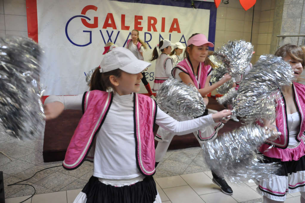 Galeria Gwarna zaprosiła do zabawy walentynkowo - karnawałowej