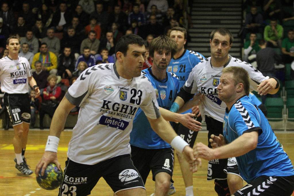 Klęska w derbach! Miedź rozbita przez Chrobrego