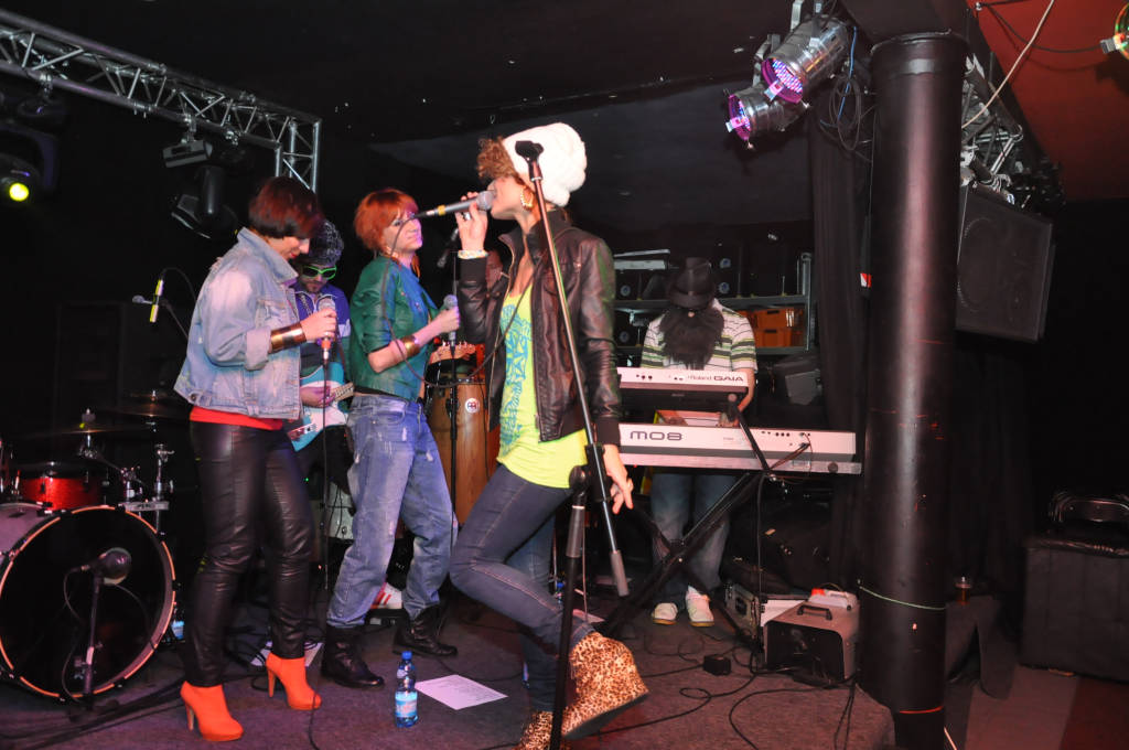 Marika i Spokoarmia w Spiżarni