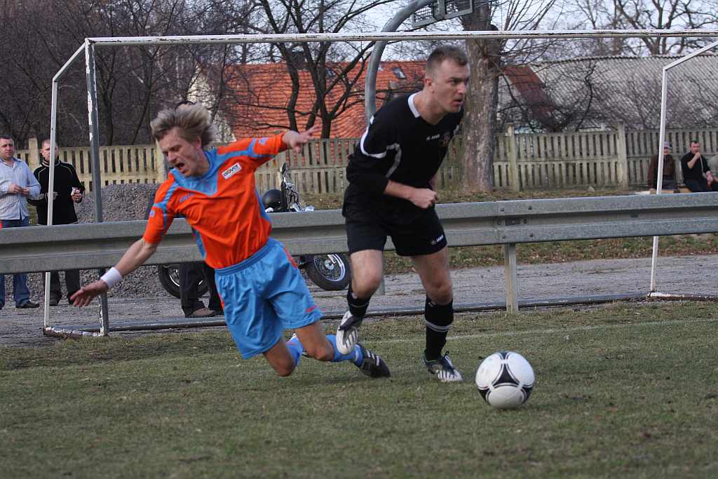 Legnickie Pole - Czarni 4:2