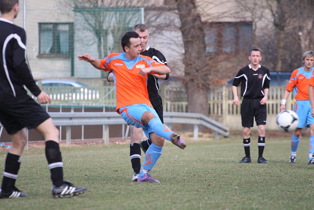 Legnickie Pole - Czarni 4:2