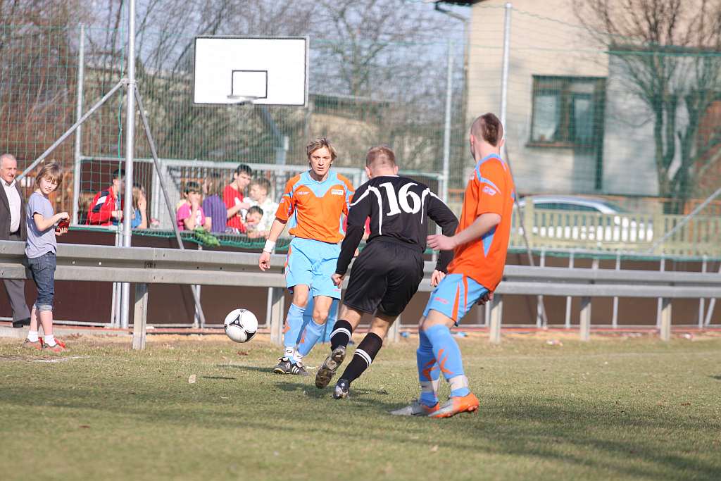 Legnickie Pole - Czarni 4:2