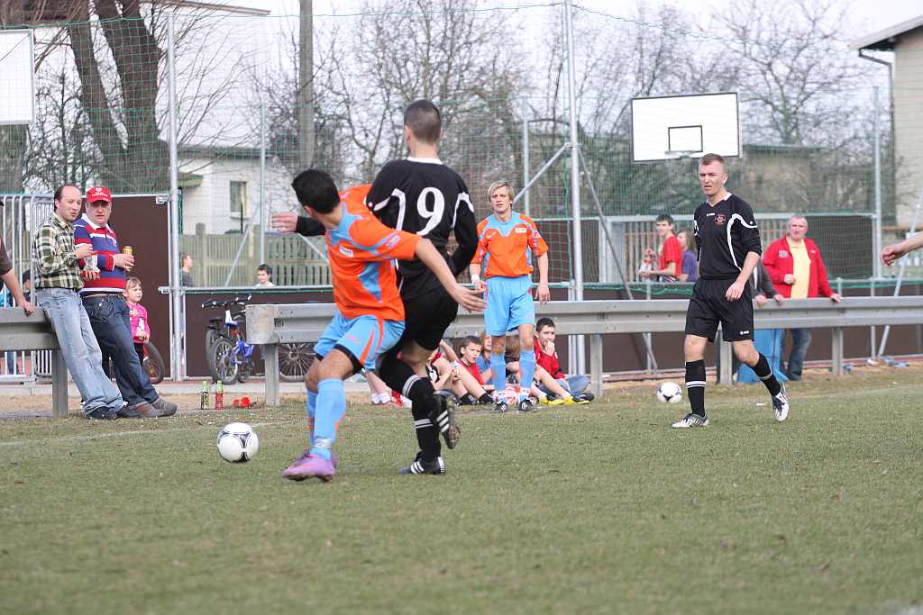 Legnickie Pole - Czarni 4:2
