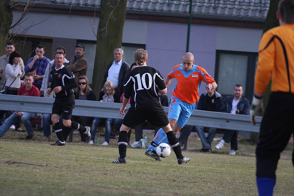 Legnickie Pole - Czarni 4:2