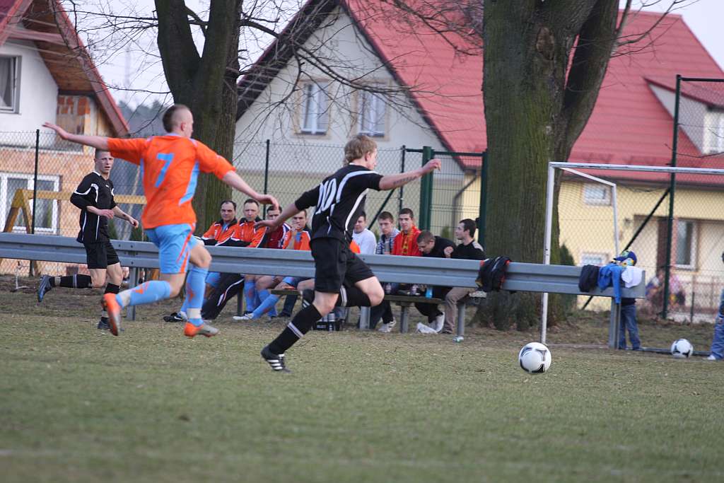 Legnickie Pole - Czarni 4:2