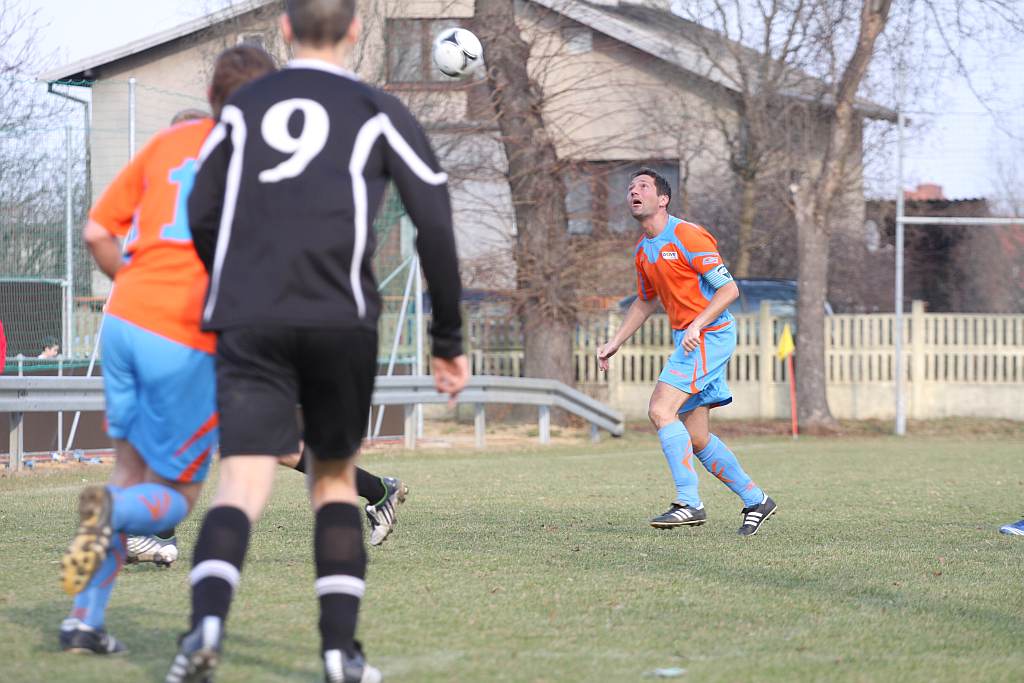 Legnickie Pole - Czarni 4:2