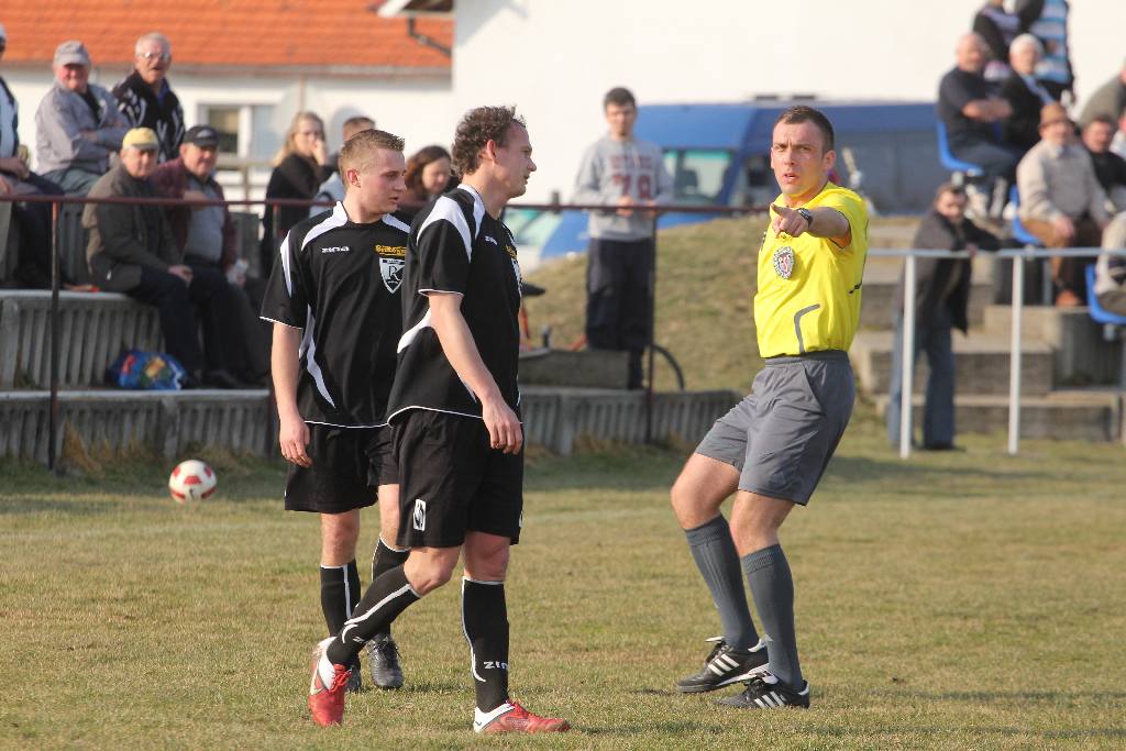 Mewa - Czarni 2:1