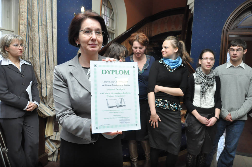 Uczniowie ekonoma przekazali pałeczkę żakom z Jawora