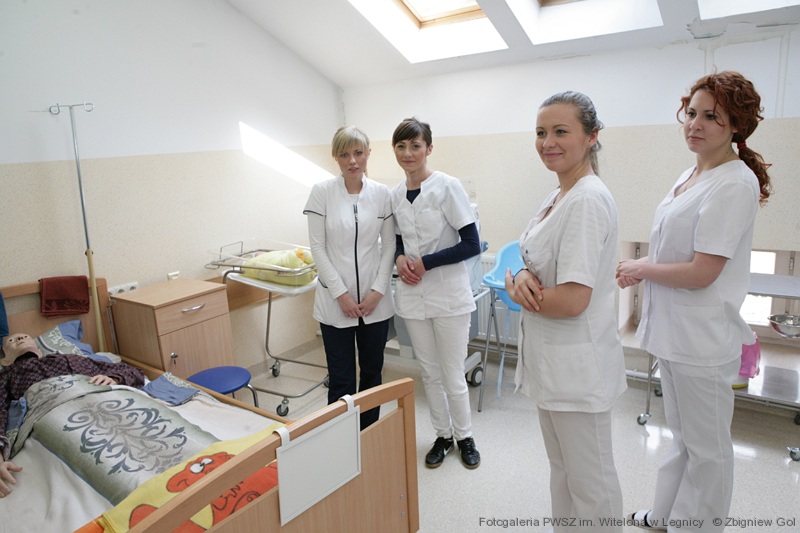 Zwiedzali PWSZ ucząc się japońskiego