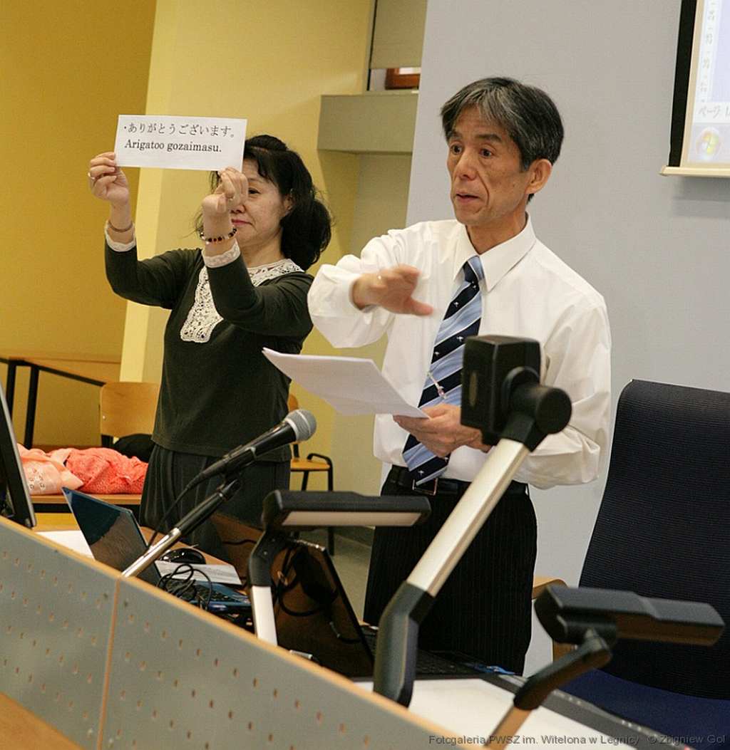 Zwiedzali PWSZ ucząc się japońskiego