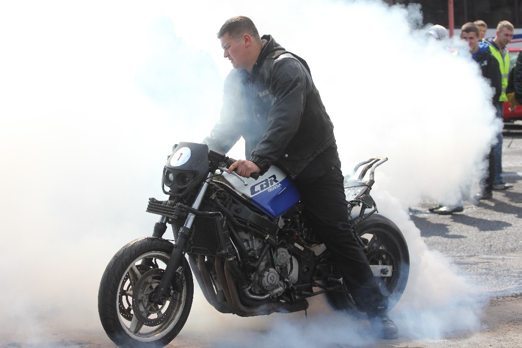 Dzień Motocyklowy w ZSS w Legnicy