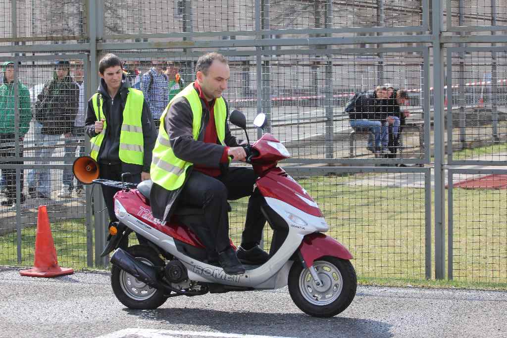 Dzień Motocyklowy w ZSS w Legnicy