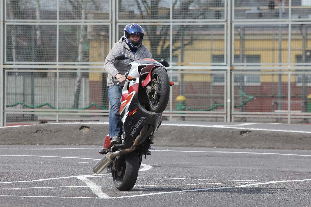 Dzień Motocyklowy w ZSS w Legnicy