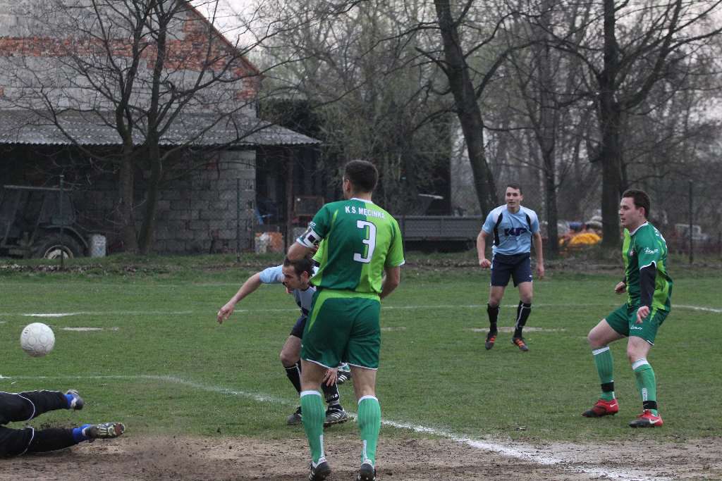 Błękitni - KS Męcinka 2:0