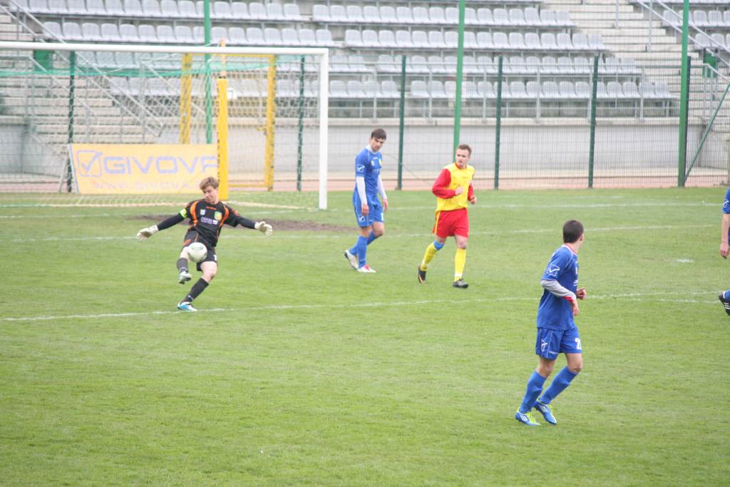 Miedź II - Ślęza  0:3