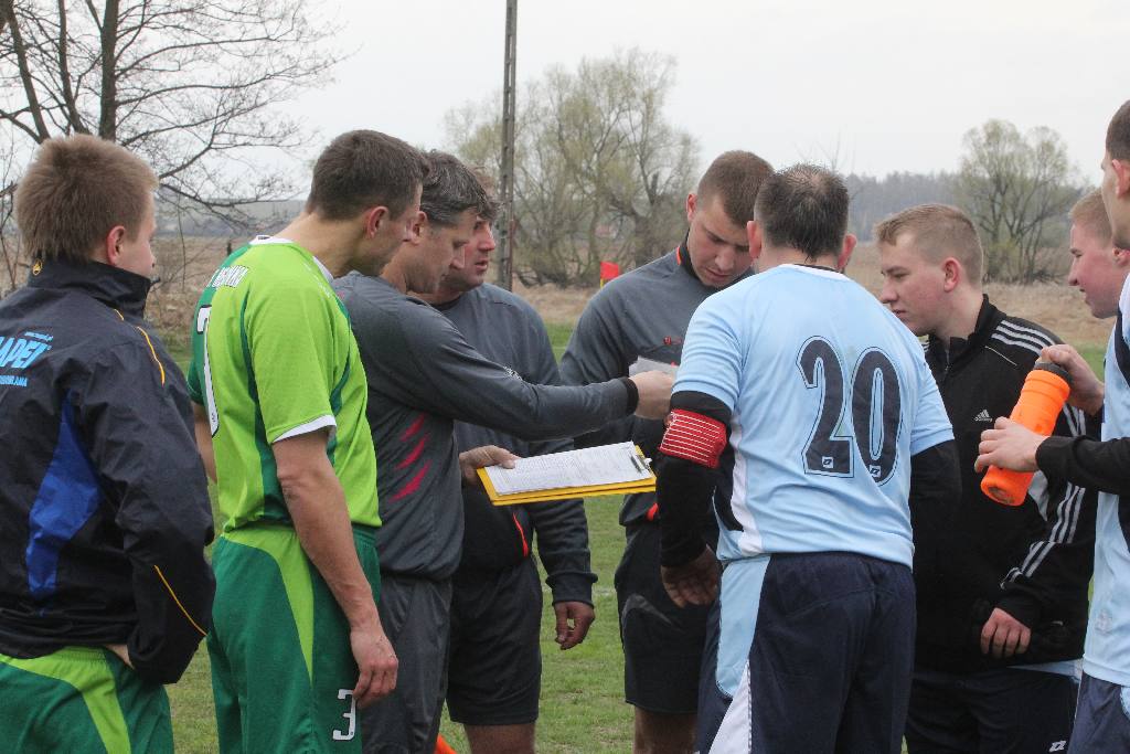 Błękitni - KS Męcinka 2:0