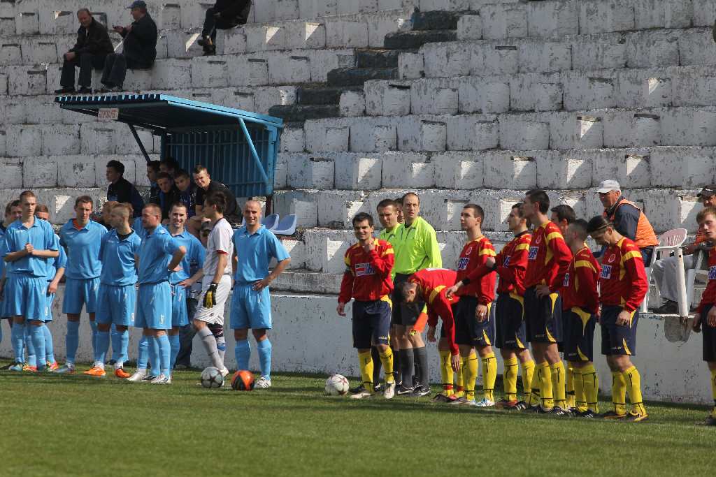 Konfeks - Iskra 3:2