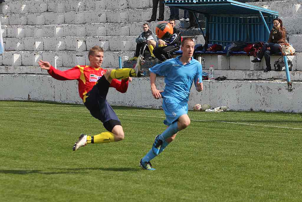 Konfeks - Iskra 3:2
