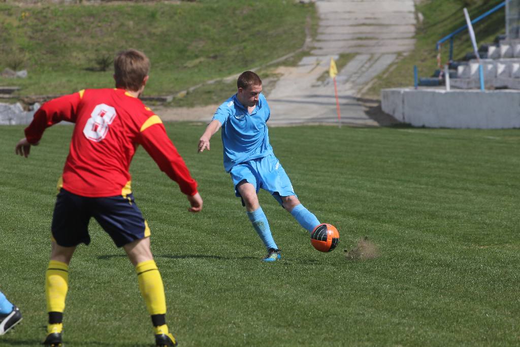 Konfeks - Iskra 3:2