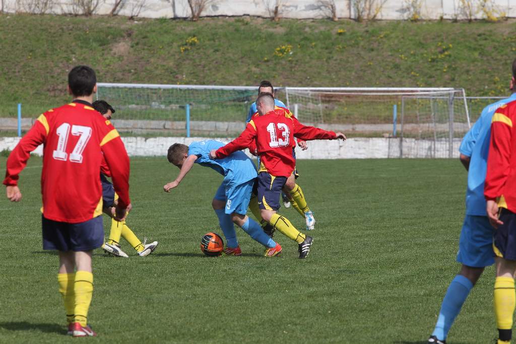 Konfeks - Iskra 3:2