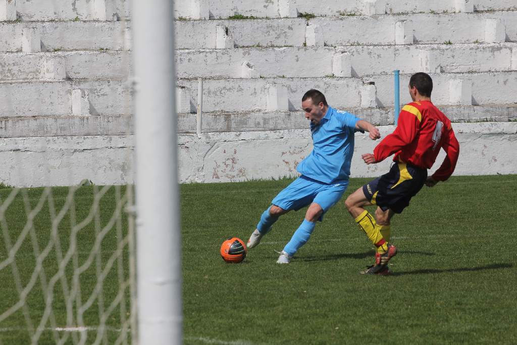 Konfeks - Iskra 3:2