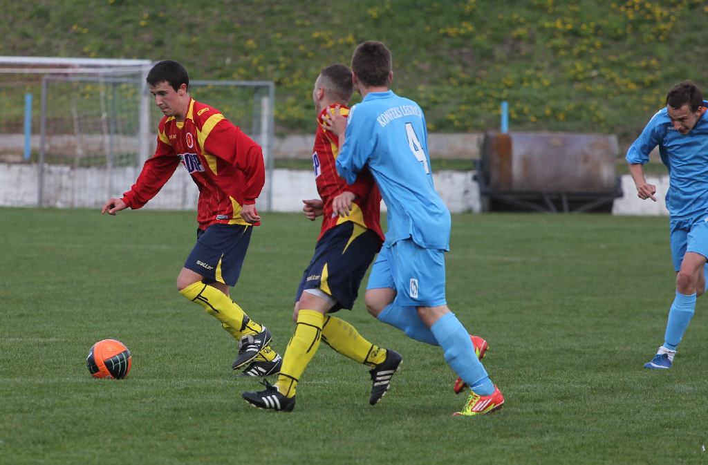 Konfeks - Iskra 3:2