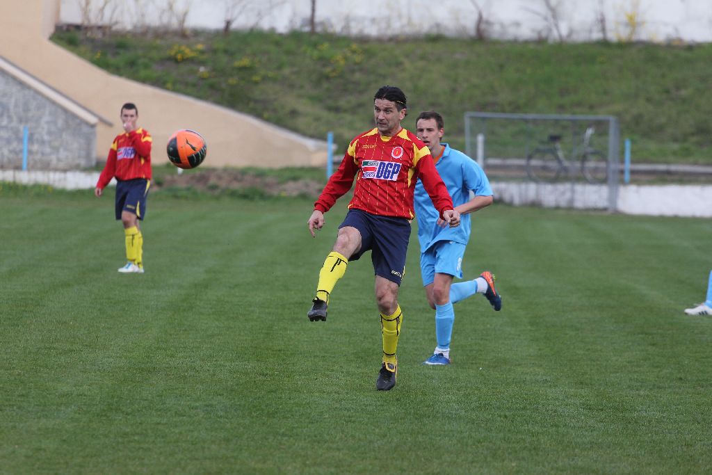 Konfeks - Iskra 3:2