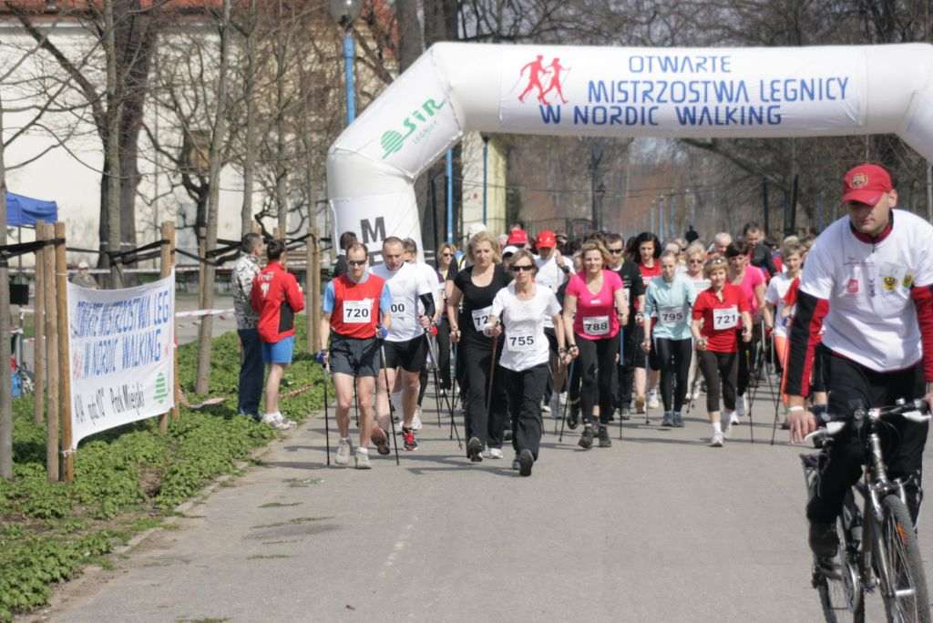 OTWARTE MISTRZOSTWA LEGNICY W NORDIC WALKING