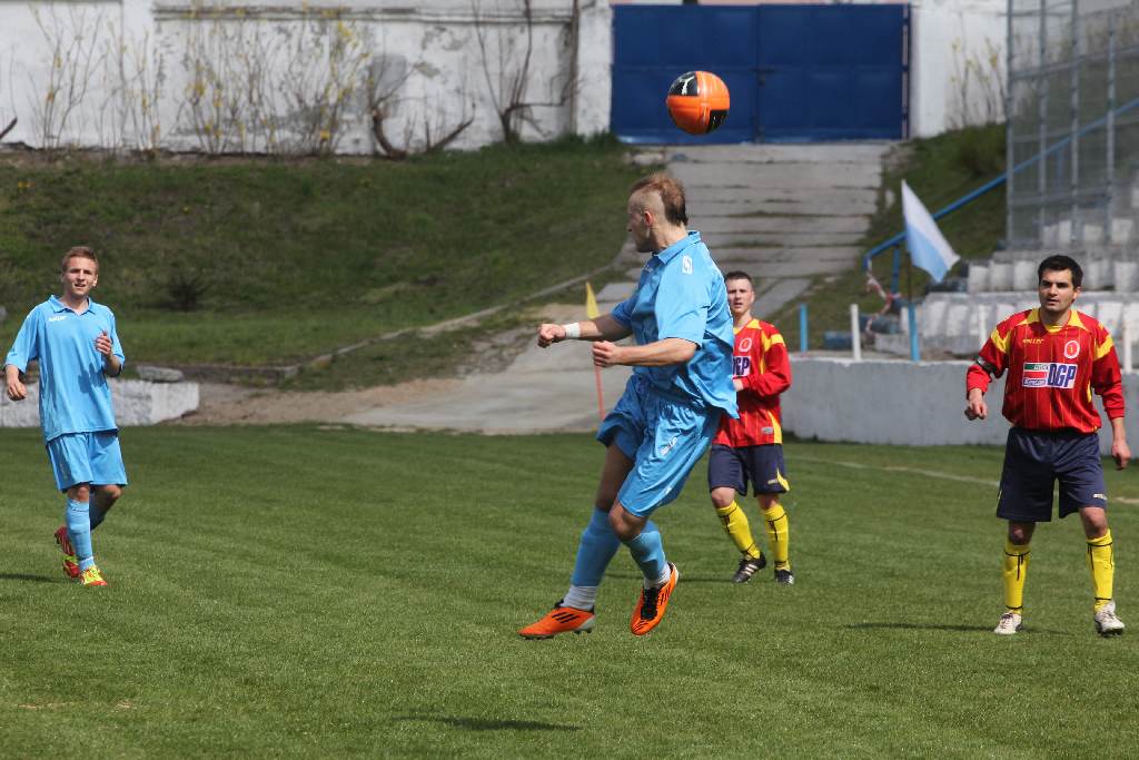 Konfeks - Iskra 3:2