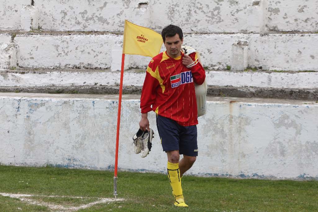 Konfeks - Iskra 3:2
