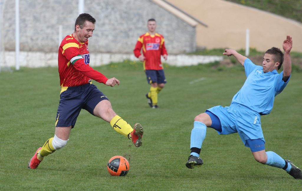 Konfeks - Iskra 3:2