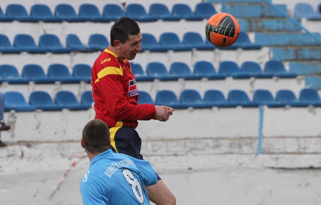 Konfeks - Iskra 3:2