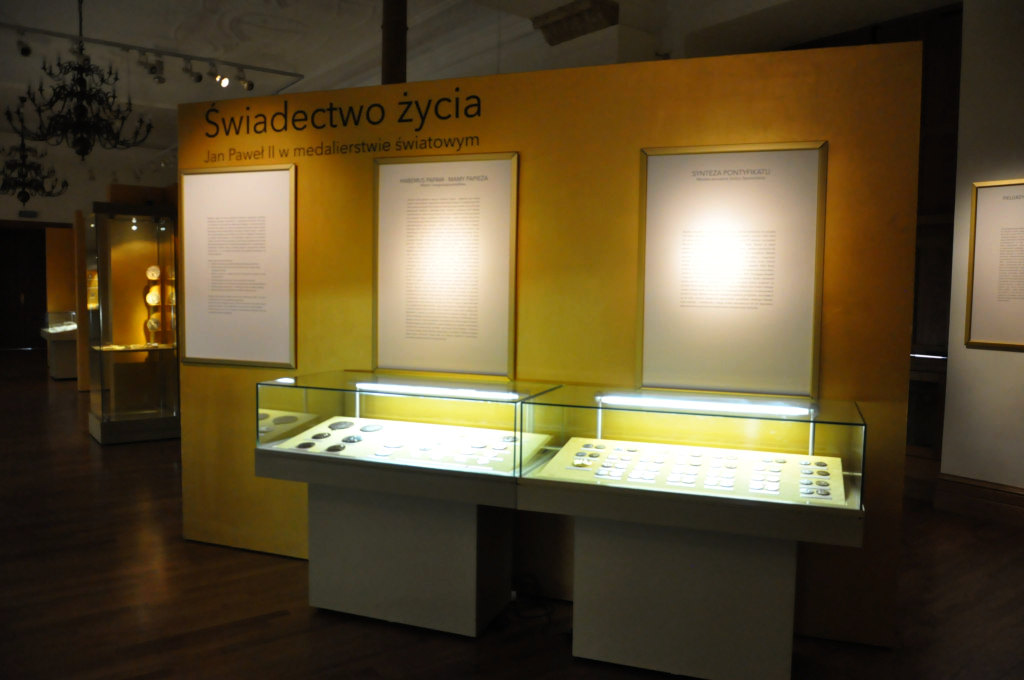 Historia papieża Polaka wybita w medalach