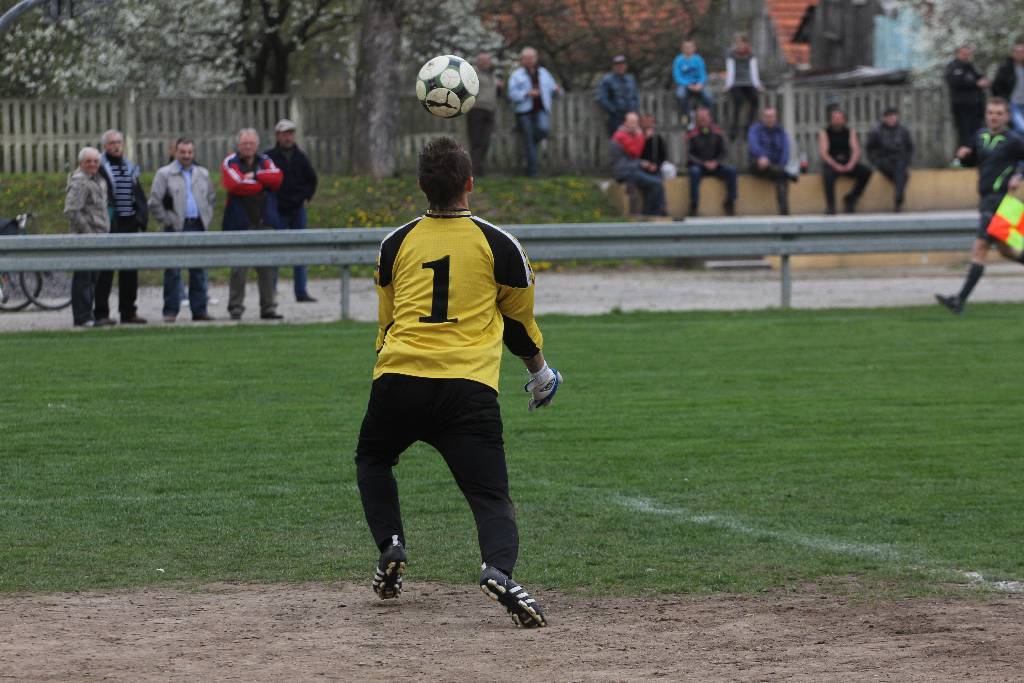 KS - Iskra 3:0