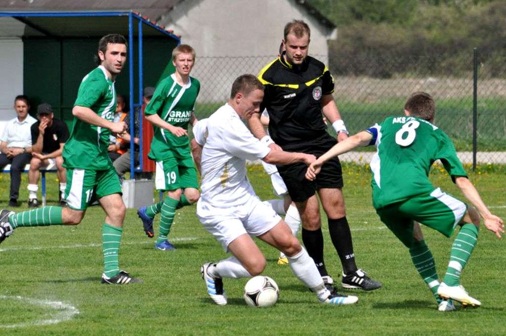 Orkan - AKS Strzegom 3:1