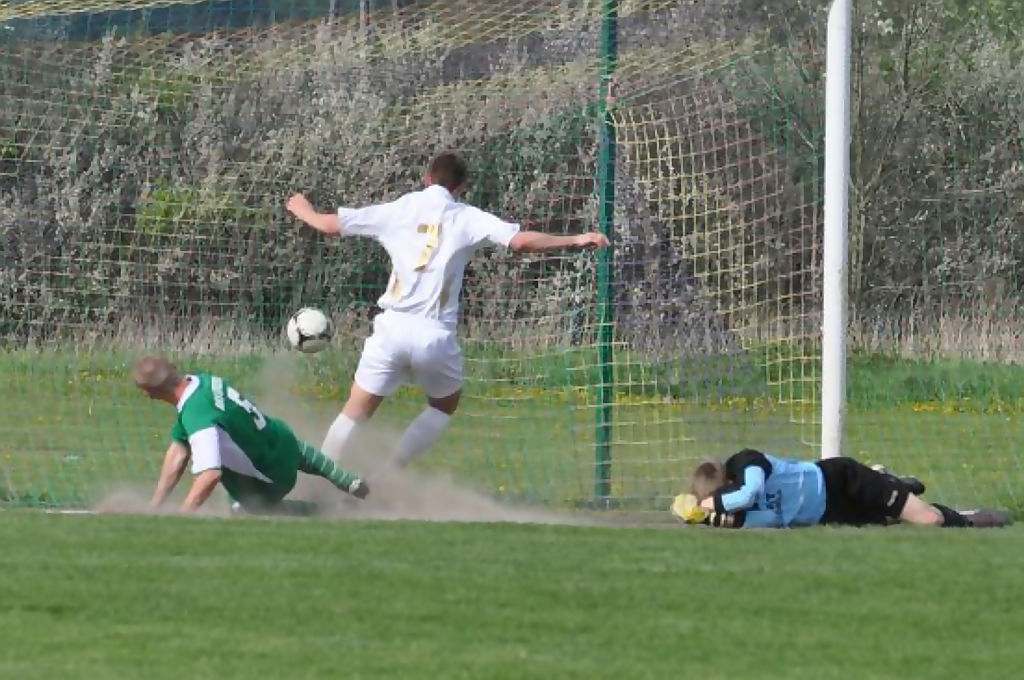 Orkan - AKS Strzegom 3:1