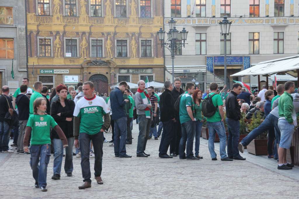 Mistrzowska feta na wrocławskim rynku