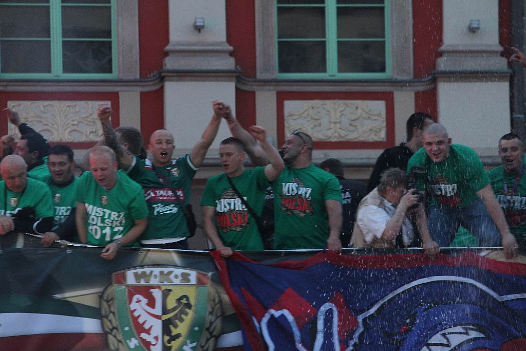 Mistrzowska feta na wrocławskim rynku