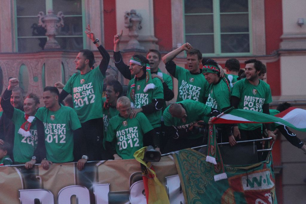 Mistrzowska feta na wrocławskim rynku