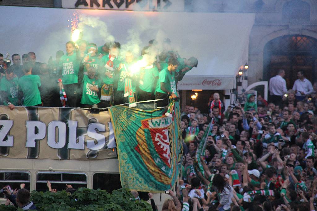 Mistrzowska feta na wrocławskim rynku