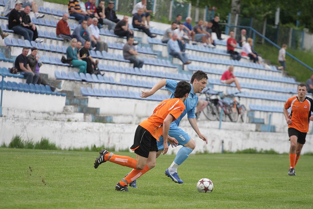 Konfeks wygrał mecz o życie 2:0