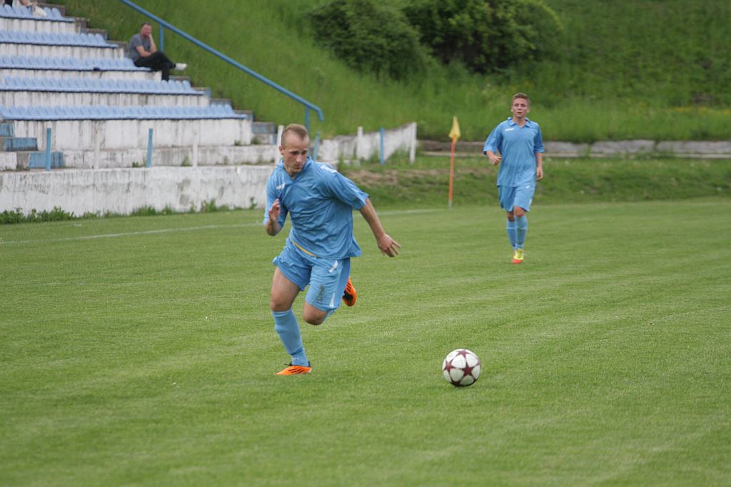 Konfeks wygrał mecz o życie 2:0
