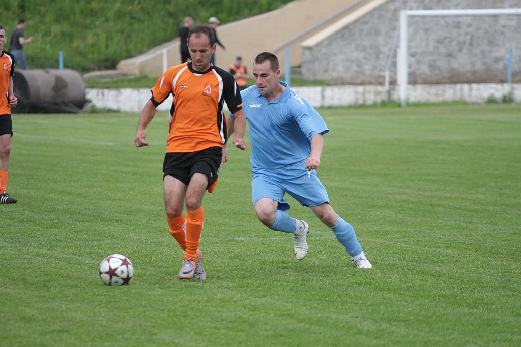Konfeks wygrał mecz o życie 2:0