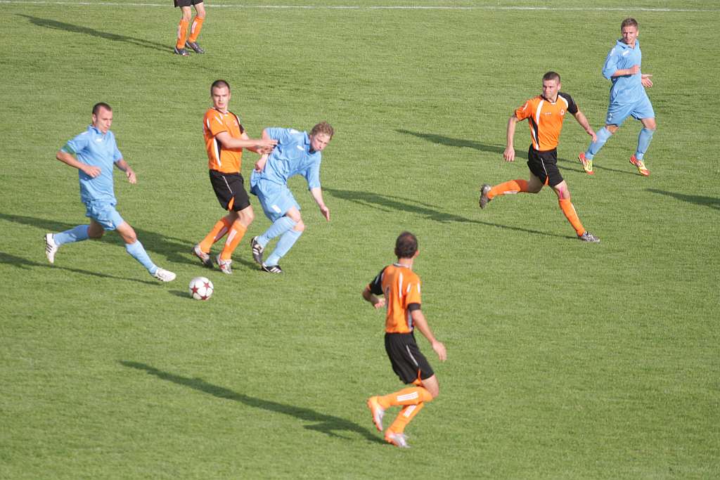 Konfeks wygrał mecz o życie 2:0