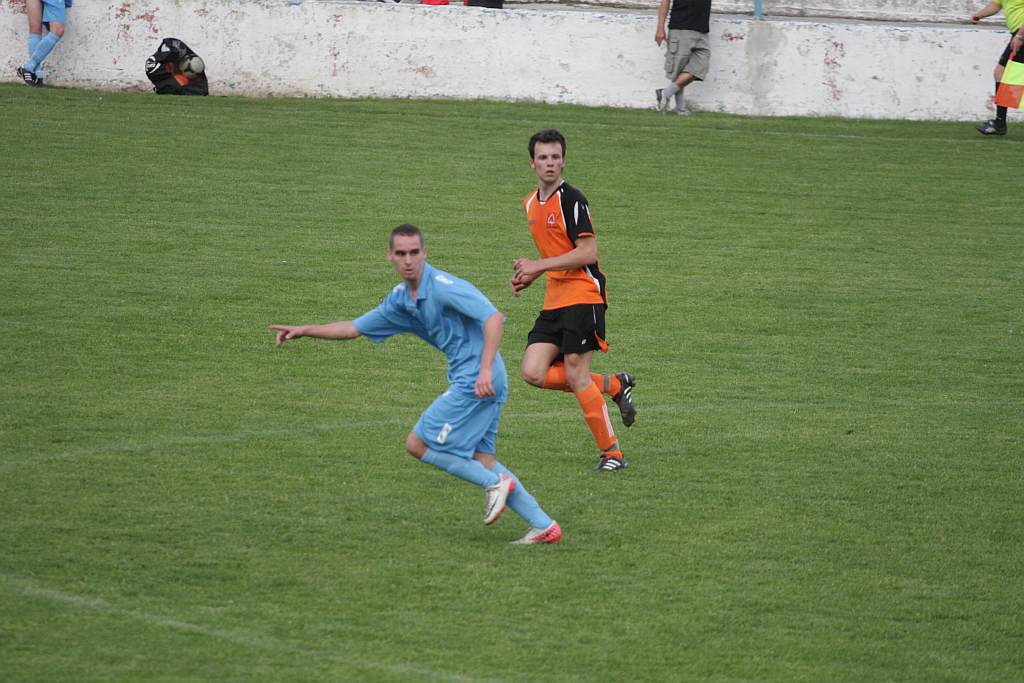 Konfeks wygrał mecz o życie 2:0