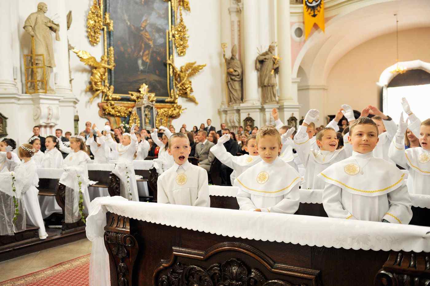 Pierwsza Komunia Święta w Legnickim Polu