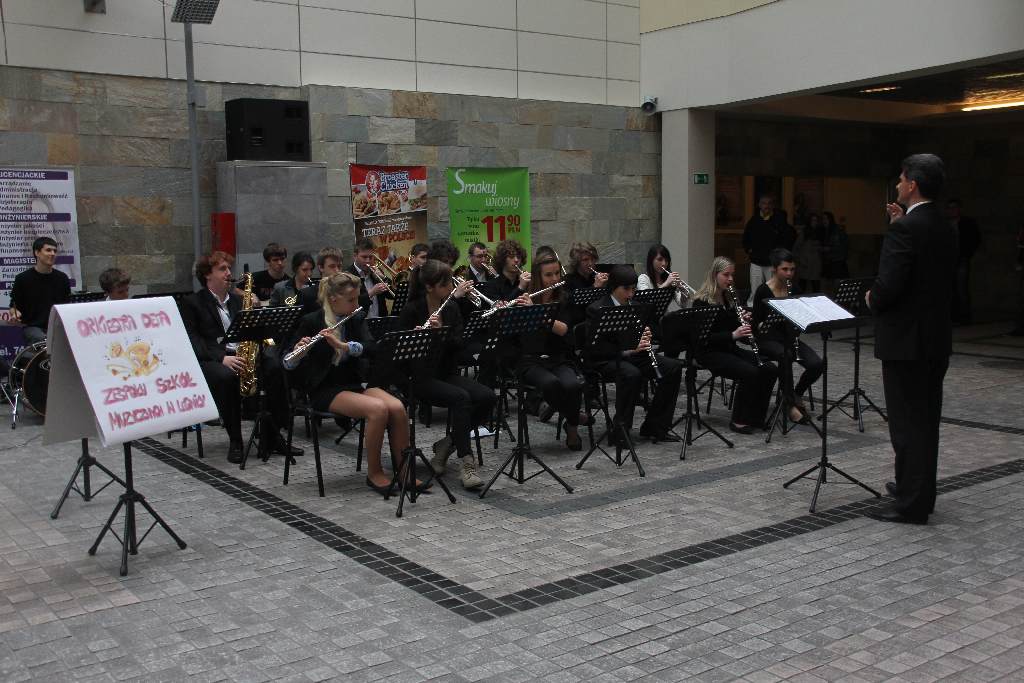 Koncert w Galerii Piastów