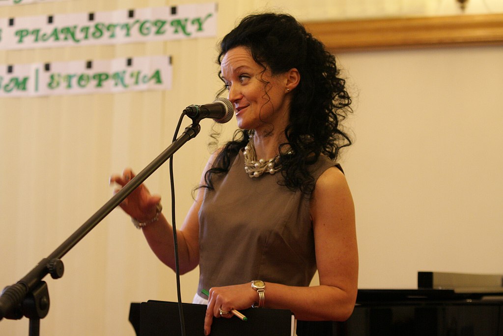 Zespół Szkół Muzycznych ZAPRASZA