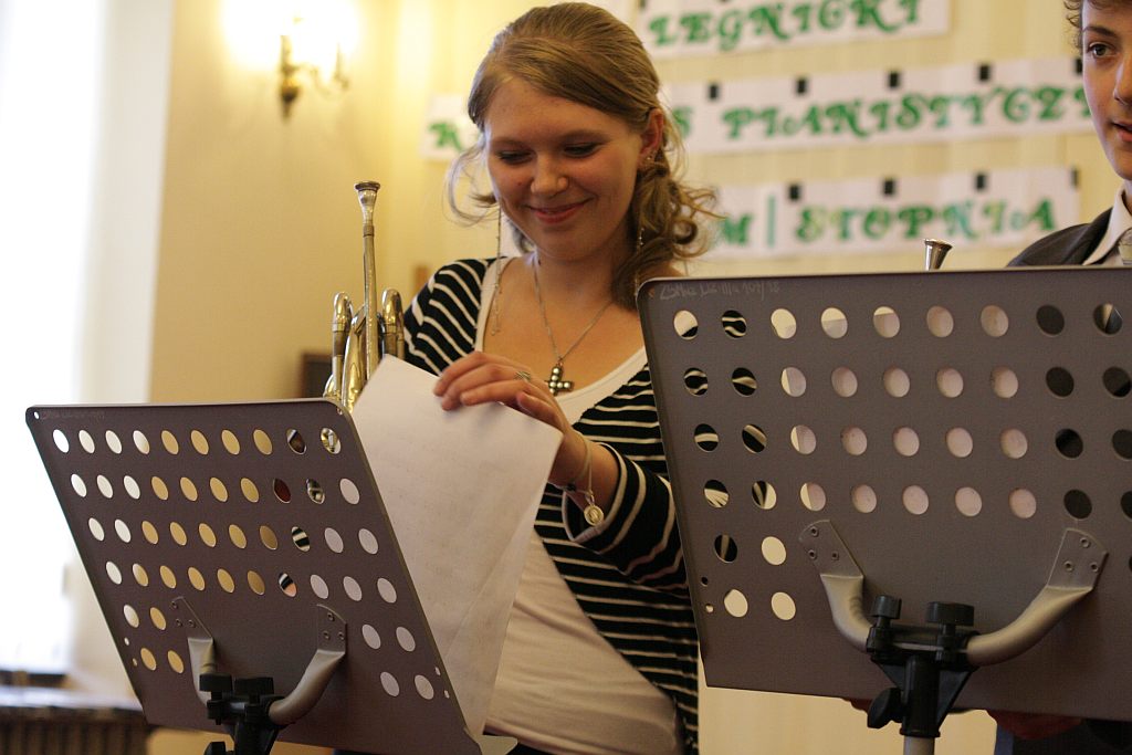 Zespół Szkół Muzycznych ZAPRASZA