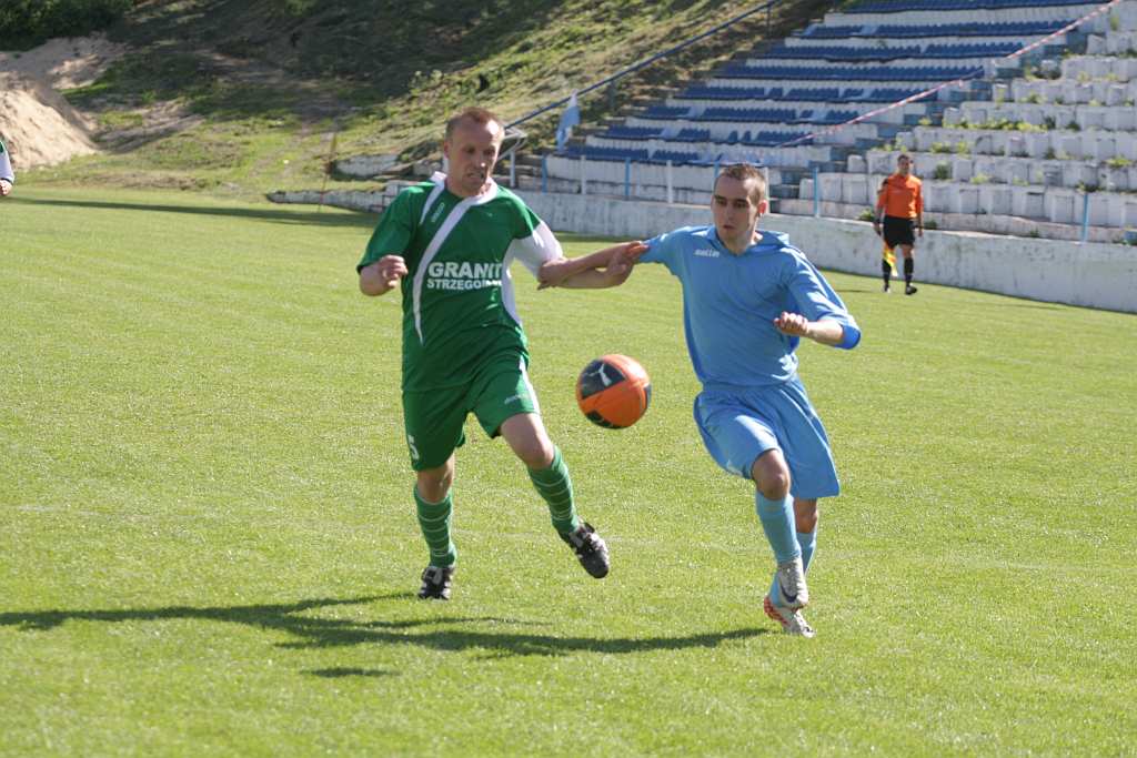 KS Konfeks Legnica - AKS Strzegom